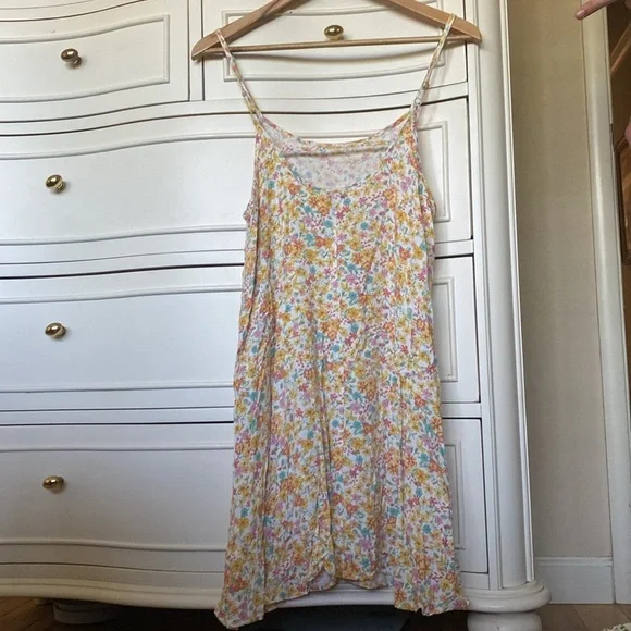 Floral Spaghetti Strap Dress - Picture 2 of 3